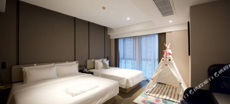 南京站红山动物园亚朵酒店图片