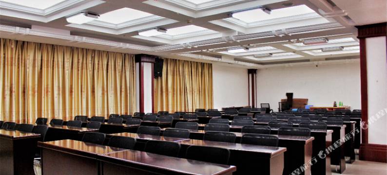 南宁雍锦商旅酒店(江南万达广场亭江步步高广场店)图片