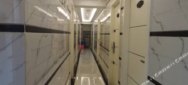 武汉寓见客栈图片