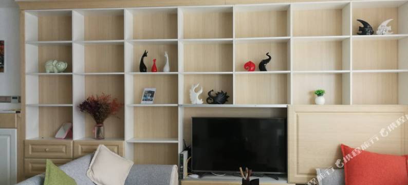 珠海天朗海峰三房简约复式短租公寓图片