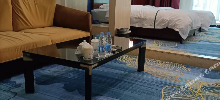 封开名典商旅酒店图片