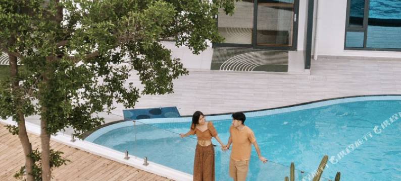 L HOUSE卢家泳池度假民宿(北海银滩度假区店)图片