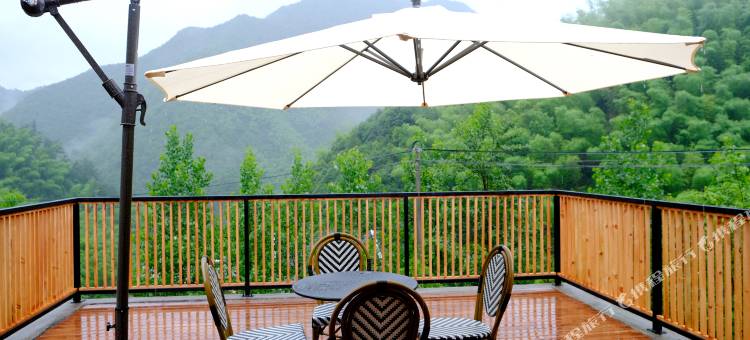 常山村上酒舍望梅山房(梅树底风景区店)图片