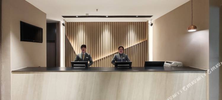 如家酒店(鸡西金龙大厦火车站万达广场店)图片