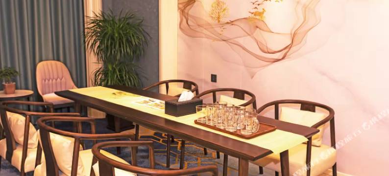 安吉凯旋门大酒店图片