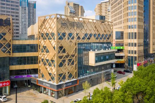 迈朋酒店(彩虹城旺庄路地铁站店)