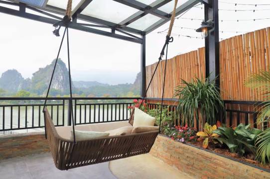 星桦院湖景民宿(七星岩星湖岩前店)