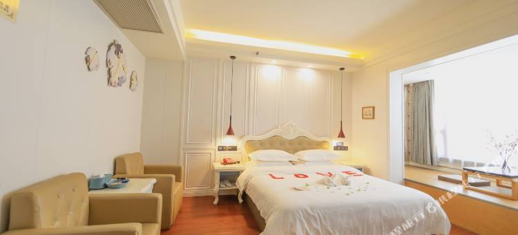 达州华洲大酒店(城市中心广场达一中店)图片