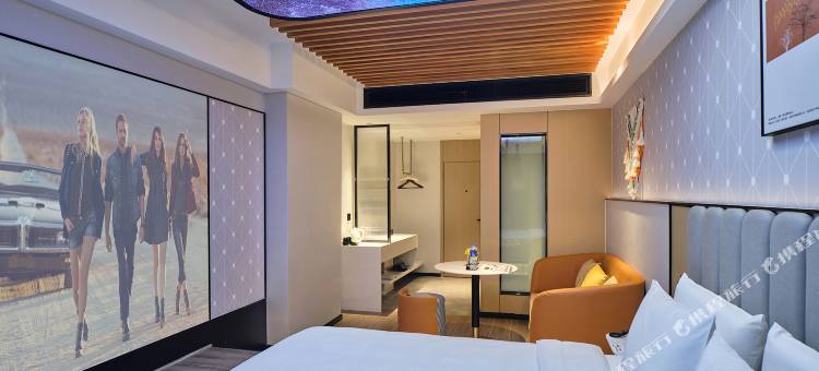 美宿欢漫酒店(岳阳楼区洞庭湖小镇店)图片