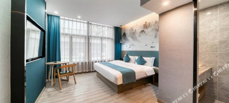 回禾梦巢酒店(龙游城北开发区店)图片