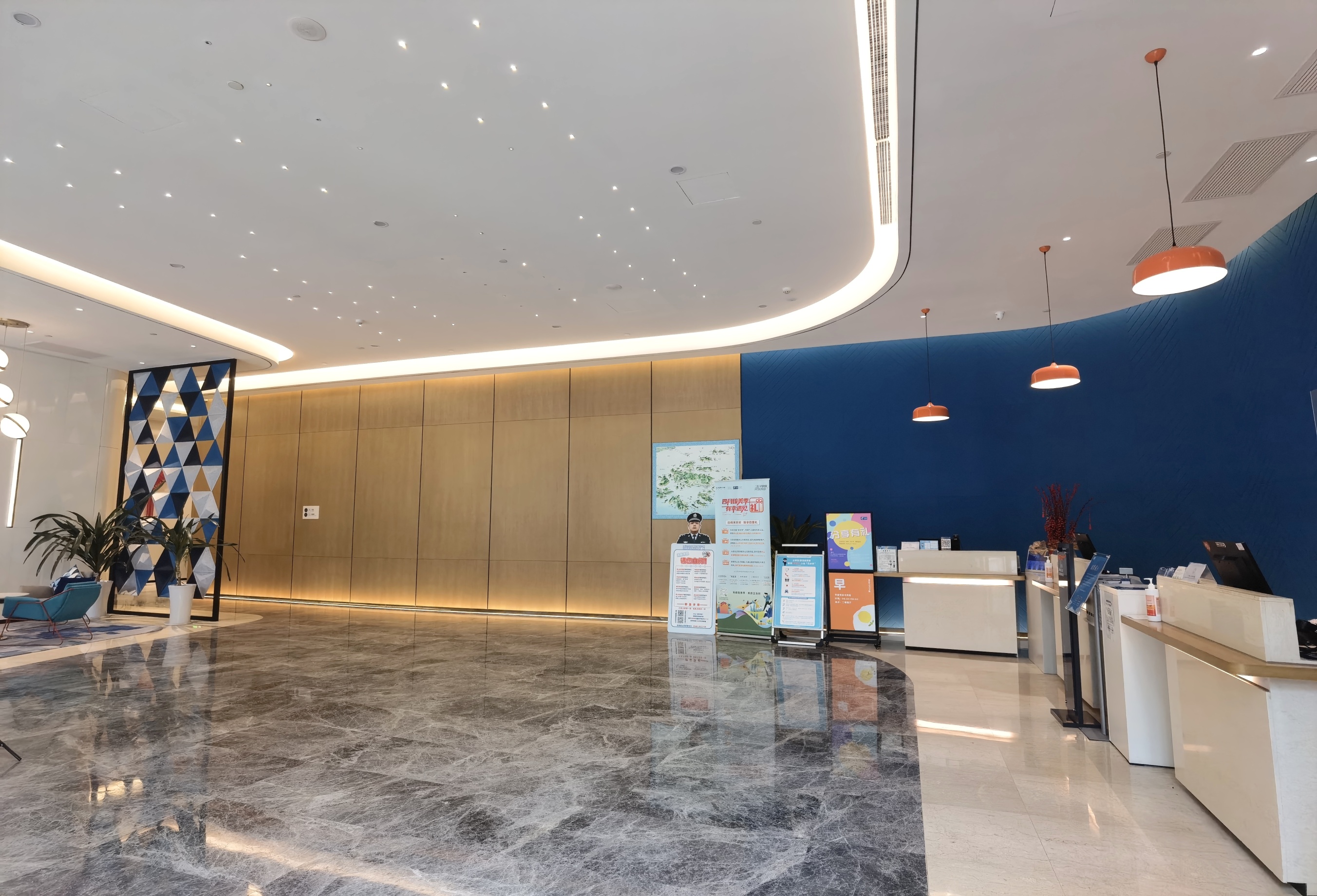 Holiday Inn Express ZHOUSHAN DINGHAI by IHGOver view