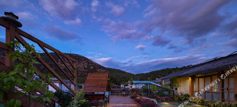 安和桥·AndMe·观日照金山·艺术馆美宿(古城大水车店)图片