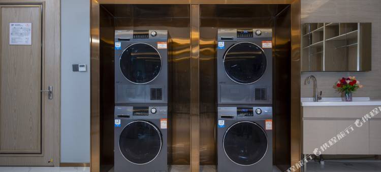 维也纳酒店(湖北大学武昌江滩徐家棚地铁站店)图片