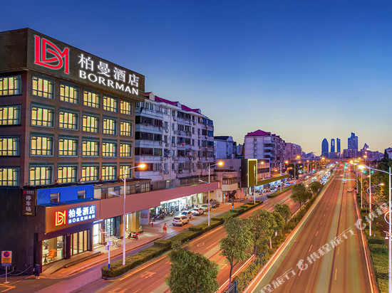 柏曼酒店(无锡惠山风景区盛岸地铁站店)