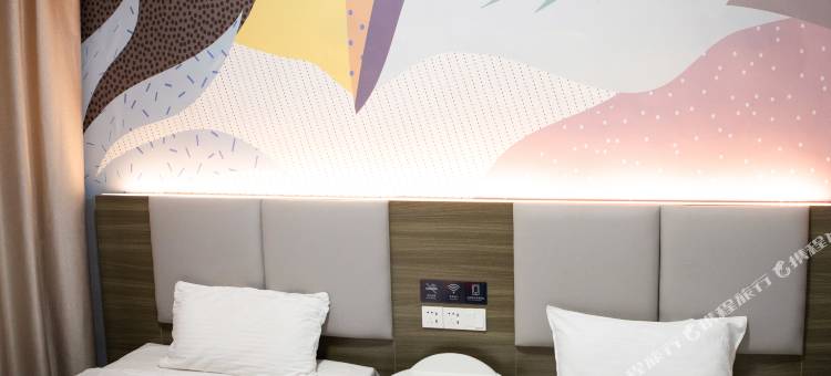 派酒店(镇江市苏宁广场创业大学店)图片