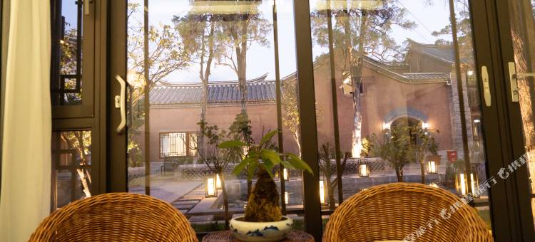 会泽奶奶家离嚣客栈图片