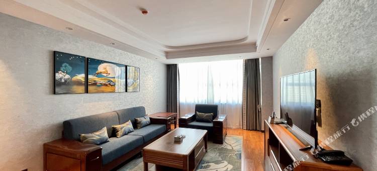 西宁丝路河畔酒店图片