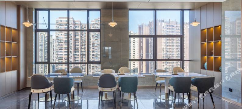 长沙万家丽中路马王堆亚朵酒店图片