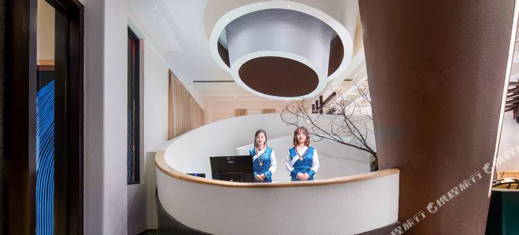 四姑娘山峦栖·壁珵酒店图片