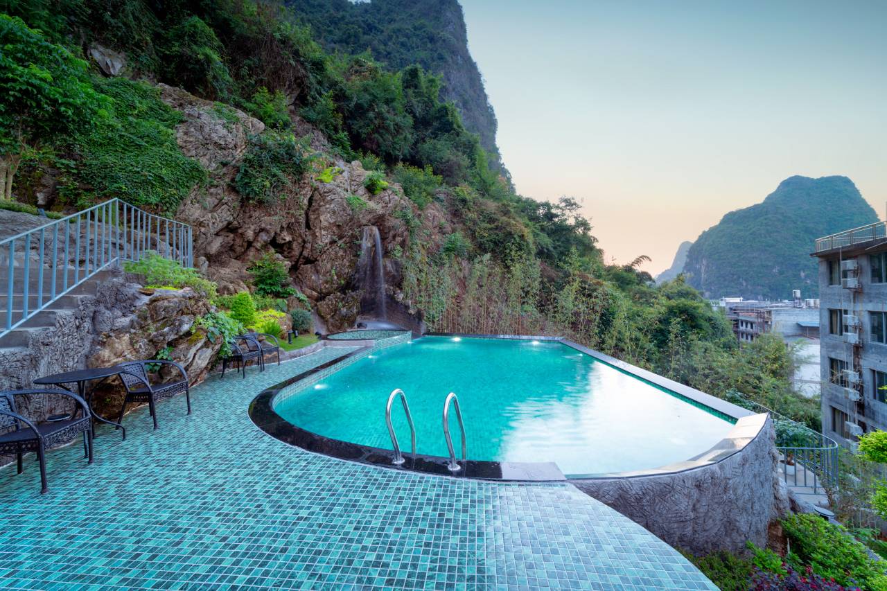 阳朔山与城度假酒店(千古情西街店)图片