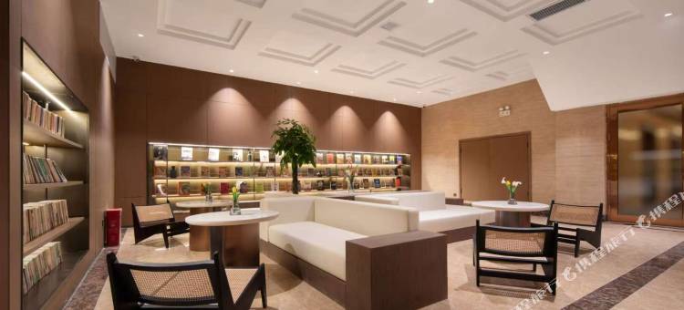 喀什大学新泉校区亚朵X酒店图片