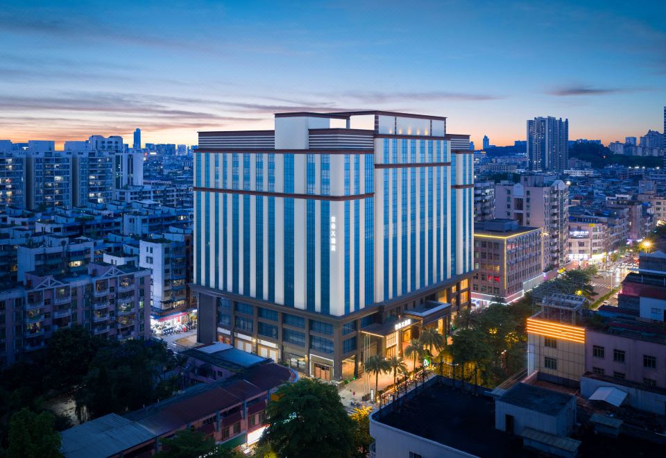 广州增城新塘南站亚朵X酒店外景图