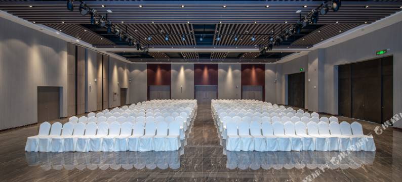 燕子山温泉度假庄园图片