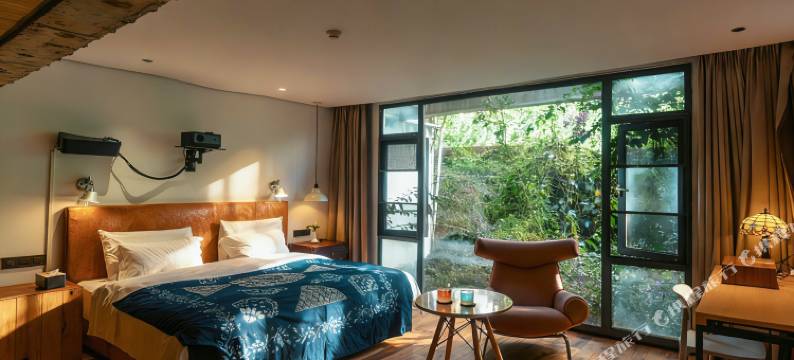 昆明庐隐芳华 Designer Hotel 艺术空间图片