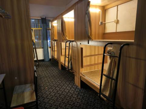 良品平价公寓(江西新华电脑学院店)