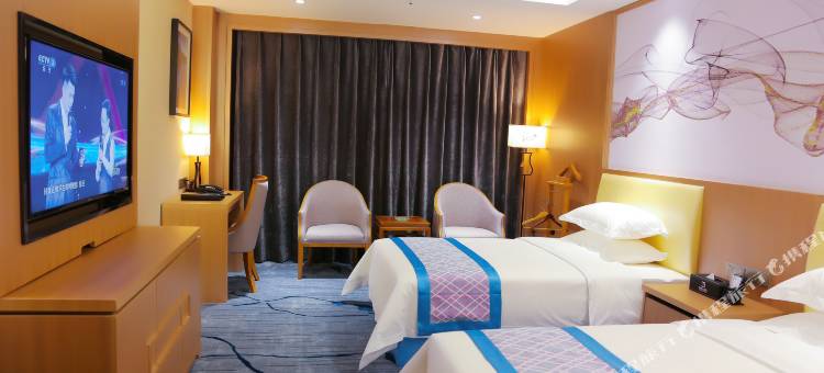 逸佳大酒店(十堰竹溪县绿谷中央城店)图片