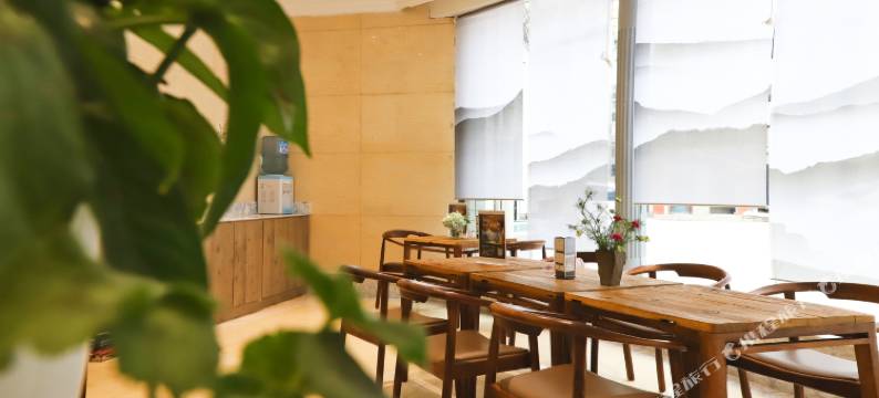 月都假日酒店(西昌建昌古城店)图片