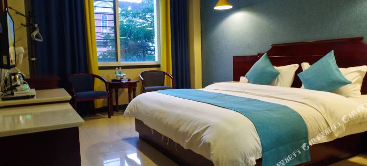 陇川云素酒店图片