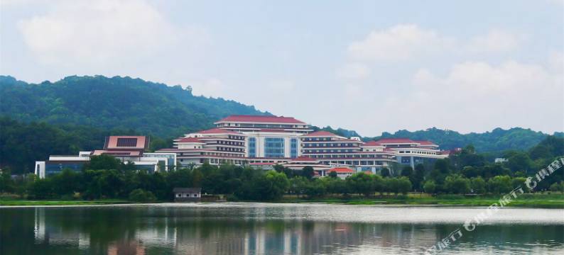 宁乡灰汤职疗温泉度假基地图片