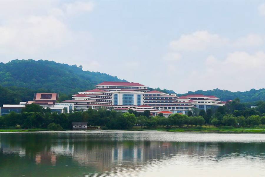 寧鄉灰湯職療温泉度假基地