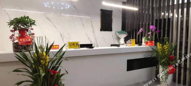 港丽酒店(潜江广华嘉宁店)图片