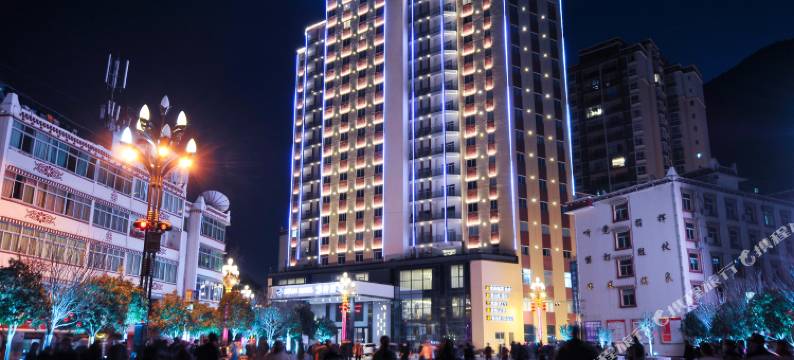 小金郦湾酒店图片