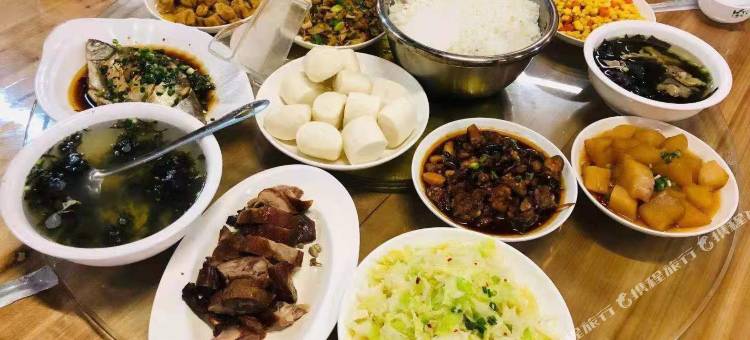 嘉峪关景都假日酒店(东湖景区大唐美食街店)图片