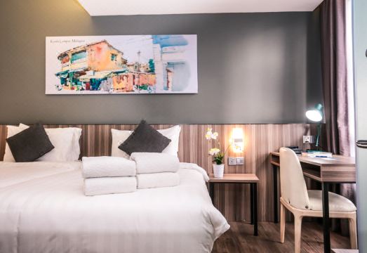Days Hotel & Suites by Wyndham KL (Chan Sow Lin MRT/LRT) Hotel Overview