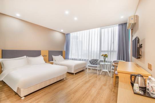 速8酒店(仪征步行街店)