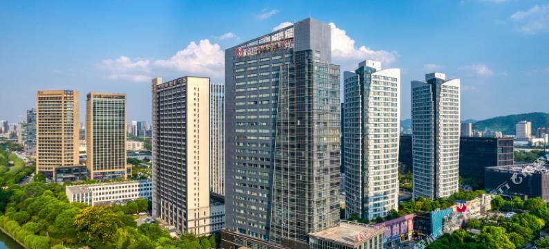 杭州滨江宝龙城诚业路亚朵酒店图片