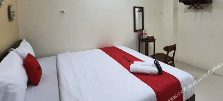 红多兹伊斯兰酒店-近梭罗广场购物中心(RedDoorz Syariah Near Solo Square Mall)图片