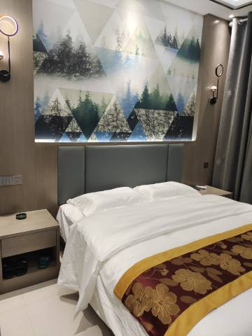 丹凤桃花园宾馆