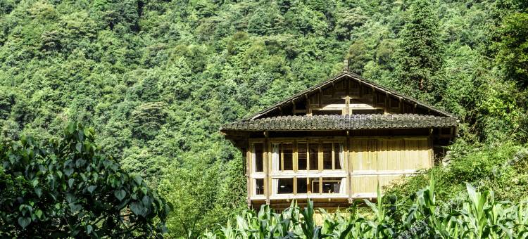 群山之心·夹缝岩民宿图片