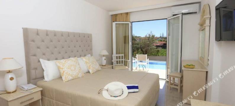 卡沃码头海滩酒店(Cavomarina Beach- Adults Only)图片