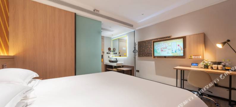 IU酒店(淄博柳泉路八大局店)图片