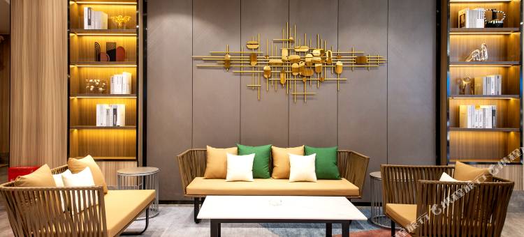 乐驿假日酒店(平顶山开源路步行街店)图片