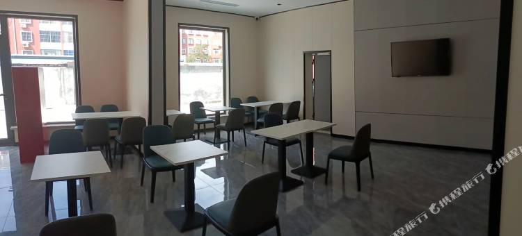 蔚蓝城际酒店(东营河口十三中学店)图片