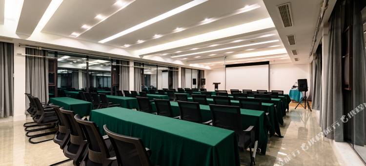 尚巢精品酒店(东营清风湖公园店)图片