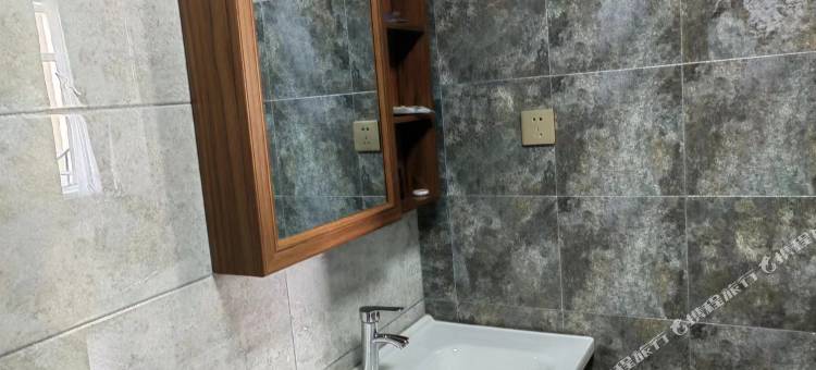 云上四季民宿(营口老边区营大路店)图片