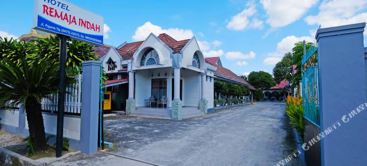 首都O 91046 马桑巴丽人酒店(Collection O 91046 Hotel Remaja Indah Masamba)图片